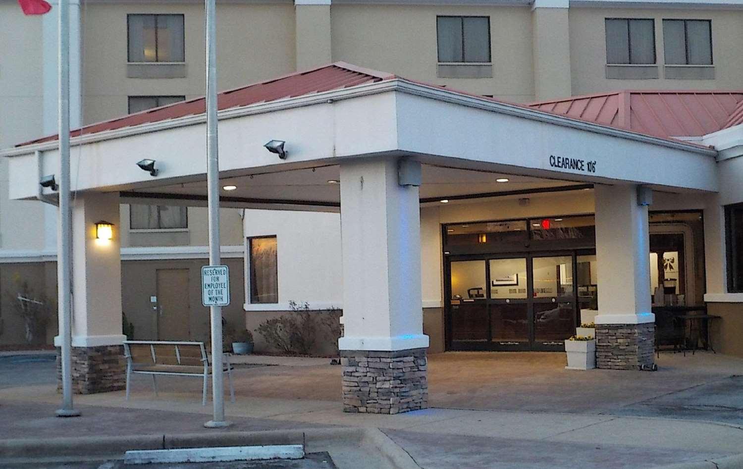 Clarion Pointe Jacksonville Near Camp Lejeune Eksteriør billede